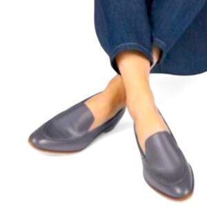 EVERLANE The Modern Loafer